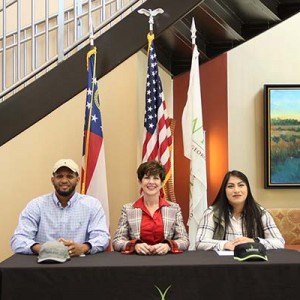 Students on Coffee Campus Participated in Wiregrass Scholarship Signing Day Photo for Students on Coffee Campus Participated in Wiregrass Scholarship Signing Day