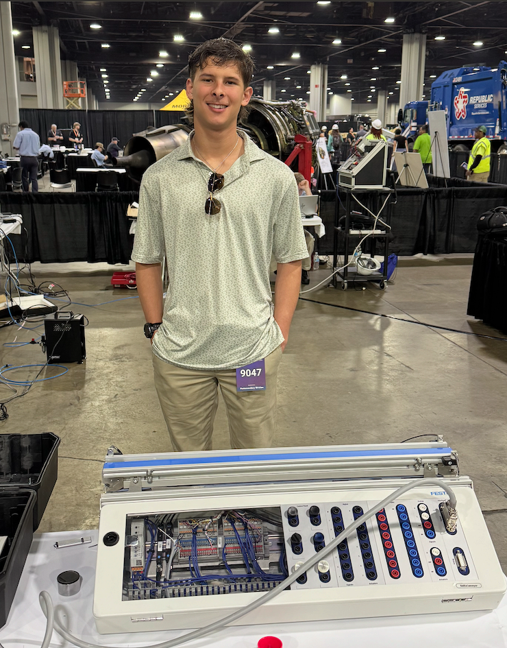 Click to Read Montgomery Dykes Graduates With a Degree in Mechatronics Technology, Continues His Apprenticeship With MANA Nutrition and Pursues Electrical Engineering Photo for Montgomery Dykes Graduates With a Degree in Mechatronics Technology, Continues His Apprenticeship With MANA Nutrition and Pursues Electrical Engineering