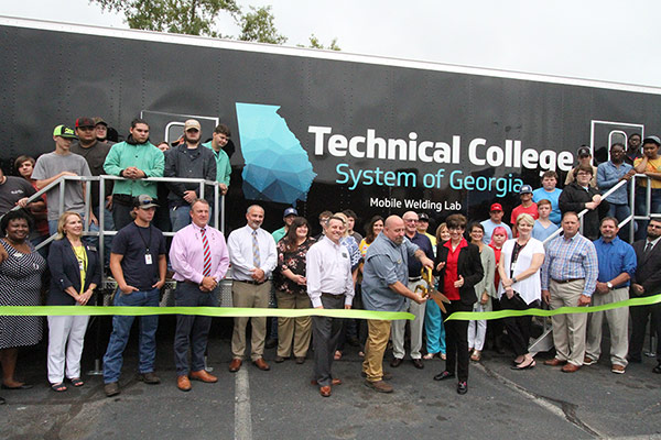 Ribbon Cutting at Mobile Welding Lab on Coffee Campus